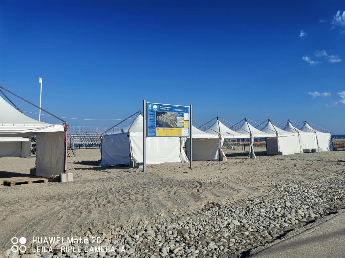 Camping Village Torrenova Чиро-Марина Экстерьер фото