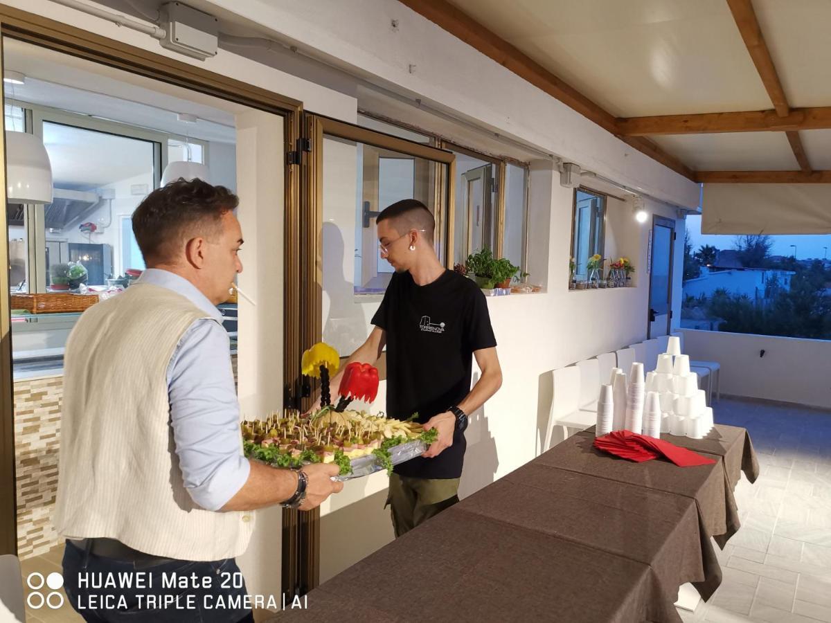 Camping Village Torrenova Чиро-Марина Экстерьер фото